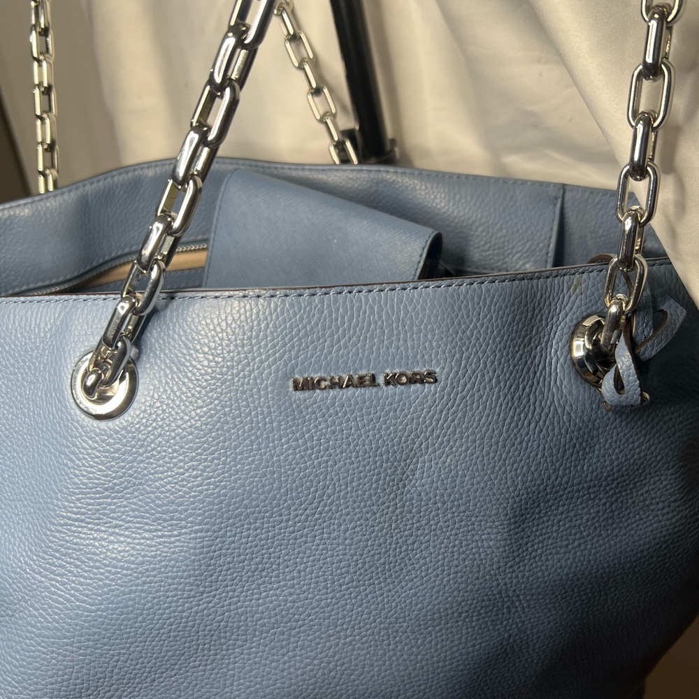 Michael Kors Purse and Wallet set - Picture 4 of 8